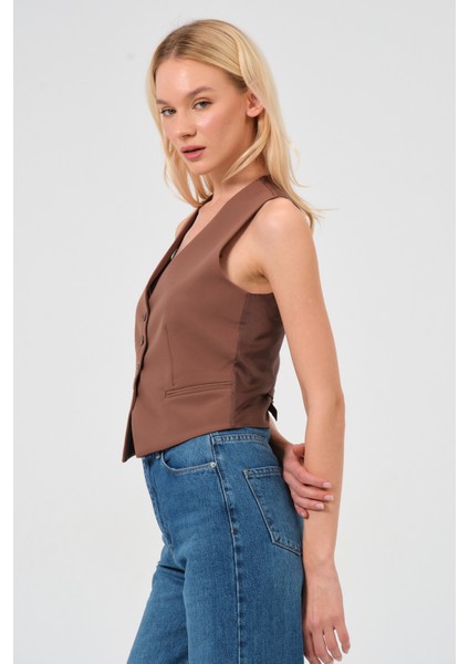 Arkası Astar ve Kemer Detaylı Yelek