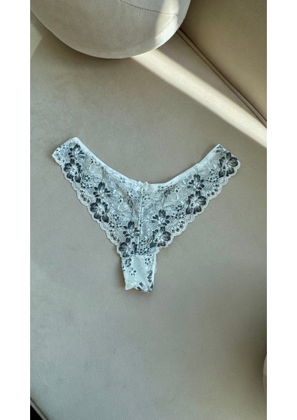 Dantelli Ağ Kısmı Tanga, Külot