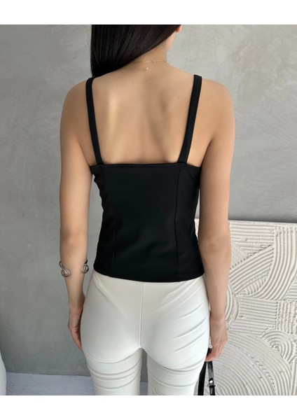 Ip Askılı Yakası Fiyonk Detaylı Crep Bluz indirimleri