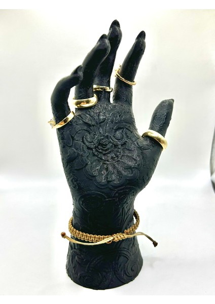 Zarif Işlemeli Kadın Eli Şeklinde Yüzük ve Bileklik Standı modelleri