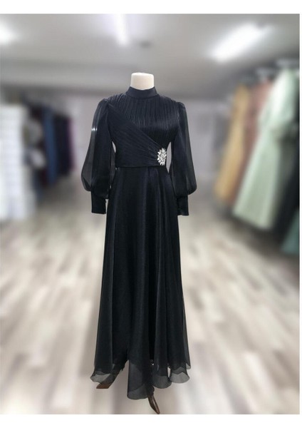 Önü Taş Detaylı Çapraz Drapeli Janjan Tesettür Abiye Özel Gün- Davet / Mezuniyet