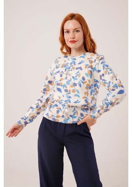 Yaprak Desenli Yumoş Kazak