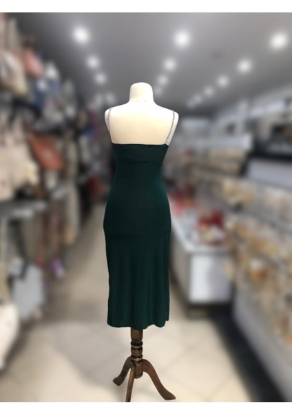 Zümrüt Yeşili Askılı Kadın Özel Gün - Mezuniyet Elbisesi modelleri