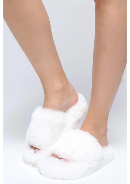 Kadın Ekstra Yumuşak Tüylü Ev Terliği 3cm modelleri