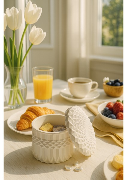 Kristal Kapaklı Dekoratif Kutu – Modern & Zarif Tasarım fiyatları