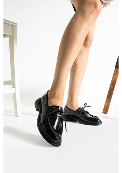 Kadın Günlük Siyah Rugan Loafer Ayakkabı fırsatları