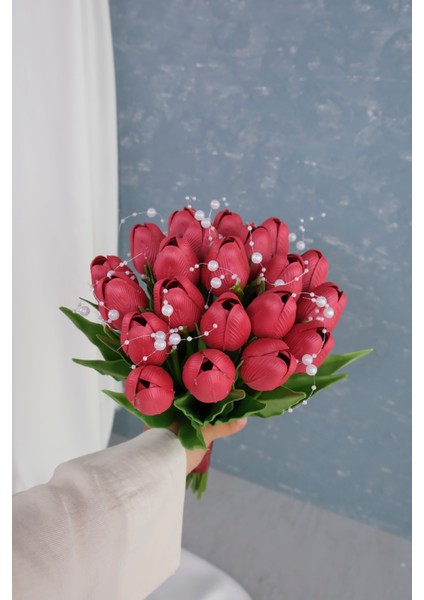 Incili Islak Lale Gelin Buketi indirimleri