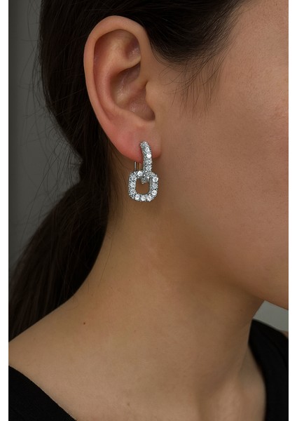 Zirkon Taşlı Kare Form Sallantılı Küpe