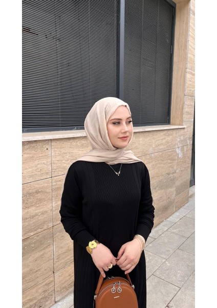 509 Desenli Triko Elbise Siyah fırsatları