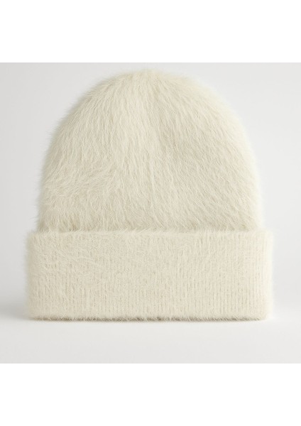 Kadın Yumuşacık Akrilik Kumaş Saçaklı Tüylü Bere – Sıcak Tutucu Kışlık Şapka