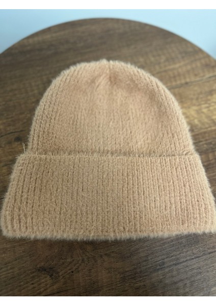 Kadın Yumuşacık Akrilik Kumaş Saçaklı Tüylü Bere – Sıcak Tutucu Kışlık Şapka indirimleri