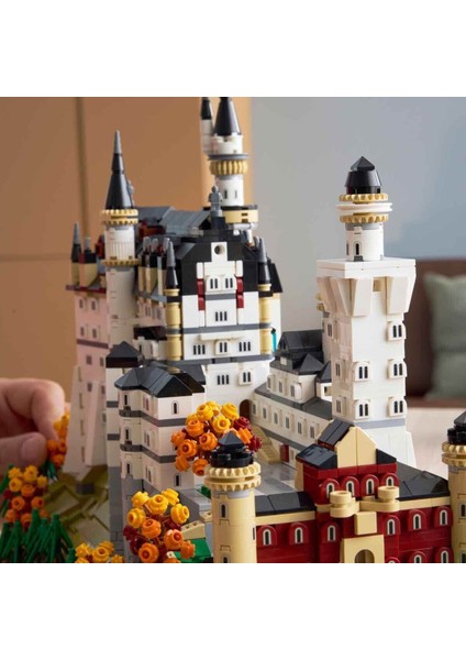 21063 LEGO Architecture Neuschwanstein Şatosu 3455 Parça +18 Yaş fırsatları