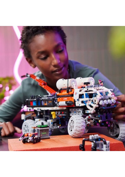 42180 LEGO Technic Mars Ekibi Keşif Aracı 1599 Parça +11 Yaş fırsatları