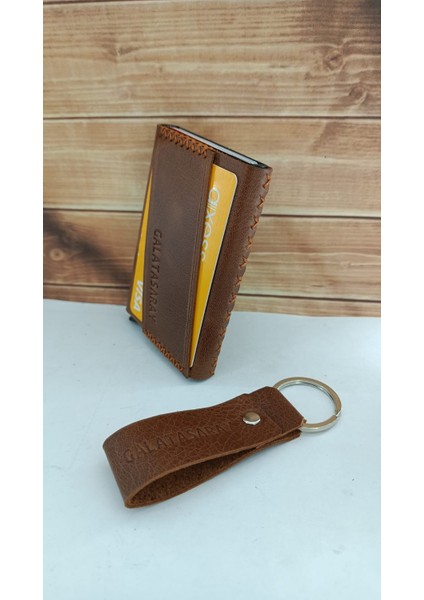 Galatasaray Kişiye Özel Hakiki Deri Mekanizmalı Kartlık ve Anahtarlık 2 Li Set fırsatları