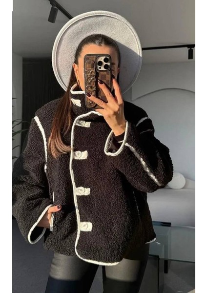 Kadın Peluş Kürk Görünümlü Düğme Detaylı Mont