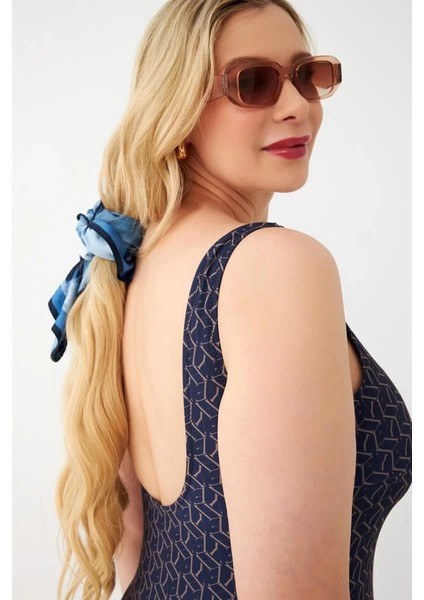 Kadın Lacivert Geometrik Desenli Büyük Beden Tek Parça Mayo fırsatları