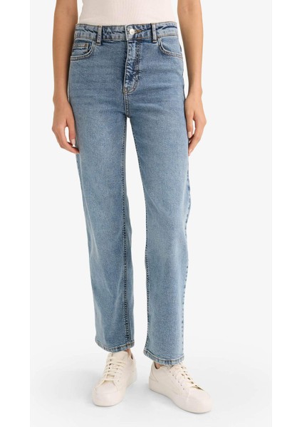 Comfort Straight Yüksek Bel Bilek Boy Jean Yıkamalı Pantolon E9818AX25AU fırsatları