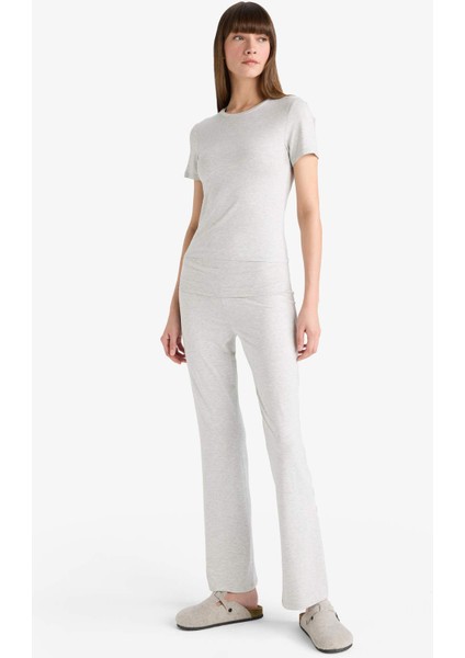 Bedene Oturan Kısa Kollu Tişört-Fall in Love Loungewear G0006AX25WN fiyatları