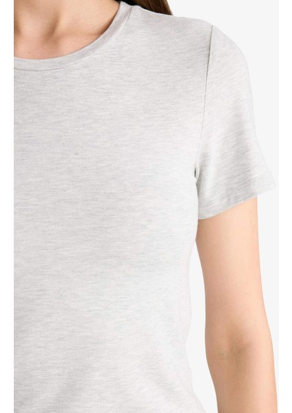 Bedene Oturan Kısa Kollu Tişört-Fall in Love Loungewear G0006AX25WN indirimleri