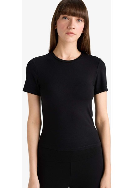 Bedene Oturan Kısa Kollu Tişört-Fall in Love Loungewear G0006AX25WN