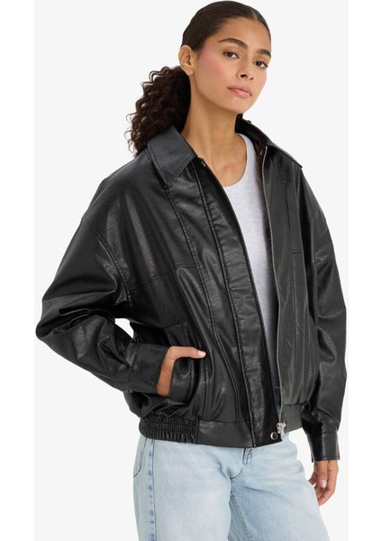 Afra x DeFacto Dad Fit Polo Yaka Suni Deri Mont F2911AX25WN modelleri