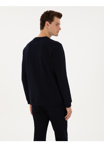 Erkek Lacivert Regular Fit Bisiklet Yaka Sweatshirt 50317675-VR033 indirimleri