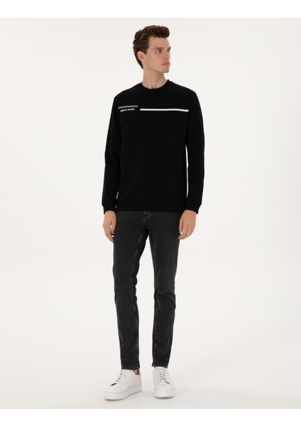 Erkek Siyah Regular Fit Bisiklet Yaka Sweatshirt 50317675-VR046 fırsatları