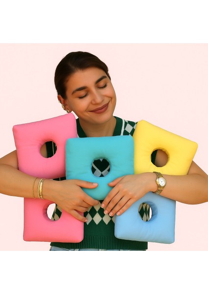 - Piercing Yastığı, Kulak Boşluklu Yastık, Piercingli Kulak Için Yastık fiyatları