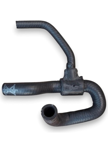 Vw Passat B5 1997-2000 1.6 Ana Motor Alt Dağıtıcı Hortum 06B121058AP