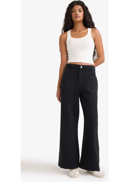 Kısa Geniş Paça Yüksek Bel Bilek Boy Jean Pantolon F2940AX25WN modelleri