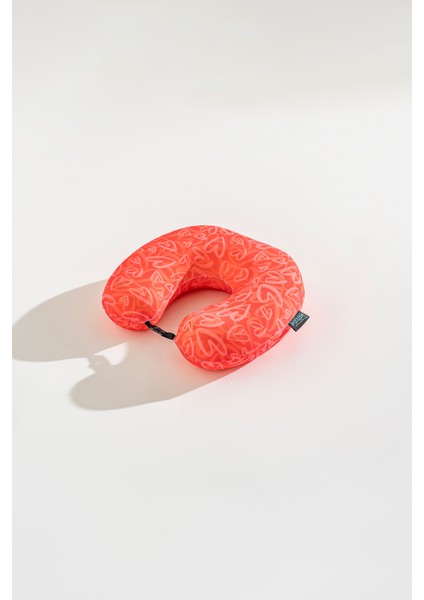 Visco Seyahat Yastığı Boyun Yastığı Kalpli- 30X30X9 cm fırsatları