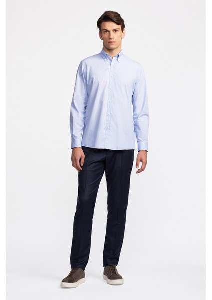 Erkek Açık Mavi Cooper Fit Düğmeli Yaka Pötikareli Spor Gömlek modelleri