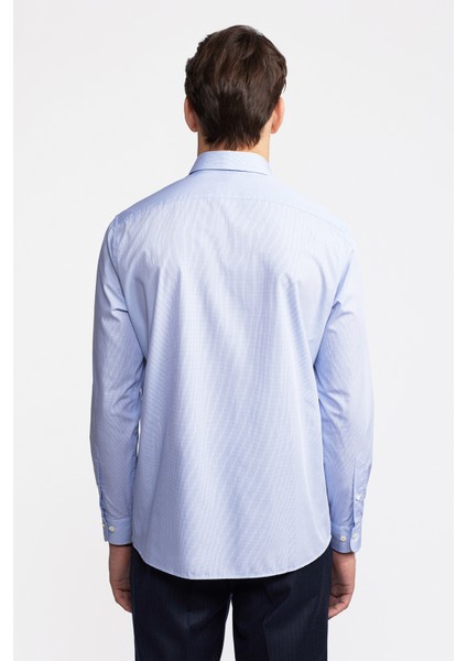 Erkek Açık Mavi Cooper Fit Düğmeli Yaka Pötikareli Spor Gömlek indirimleri