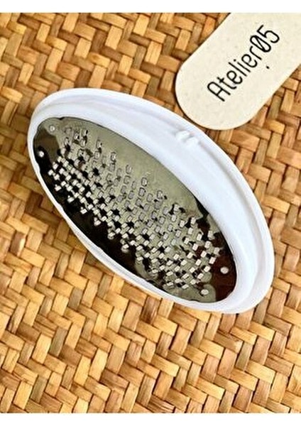 Ayak/topuk Rendesi: Pedikürde Etkili, Cilt Bakımı Için Kilit Rol Oynayan Rende modelleri