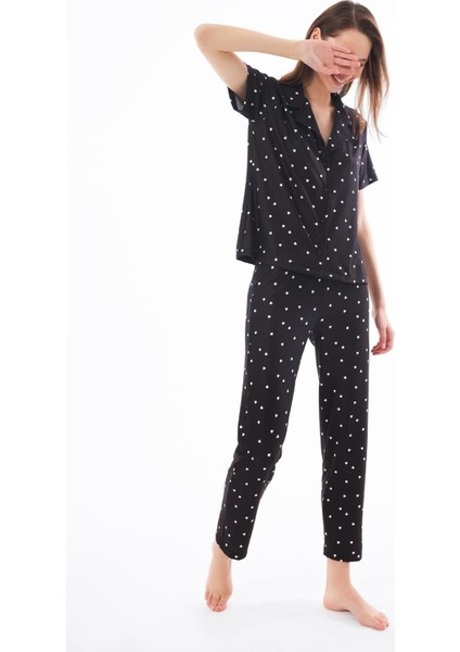 Premium Kadın Pijama Takımı Siyah Kalp Desenli Yumuşak Dokulu Kısa Kollu Gömlek Yaka indirimleri