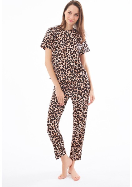 Premium Kadın Pijama Takımı Leopar Desenli Yumuşak Dokulu Kısa Kollu Bisiklet Yaka indirimleri