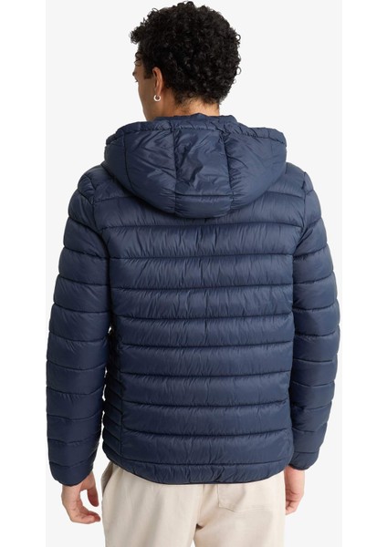 Su İtici Slim Fit Dar Kesim İç Cep Detaylı Kapüşonlu Fermuarlı Cepli Şişme Mont N4661AZ25AU
