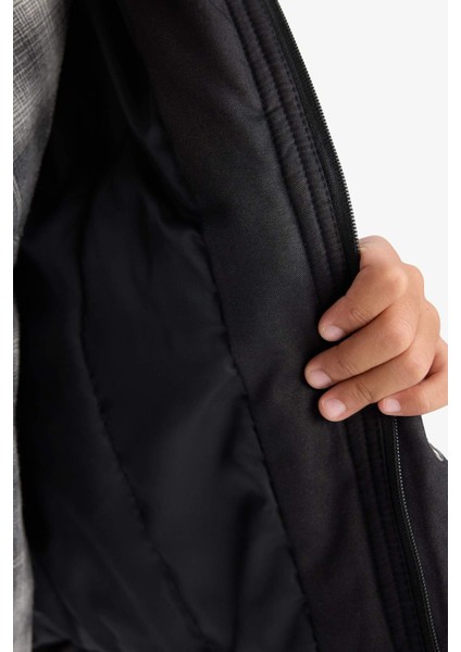 Erkek Çocuk Polo Yaka Çıtçıtlı Mont D5903A825AU indirimleri