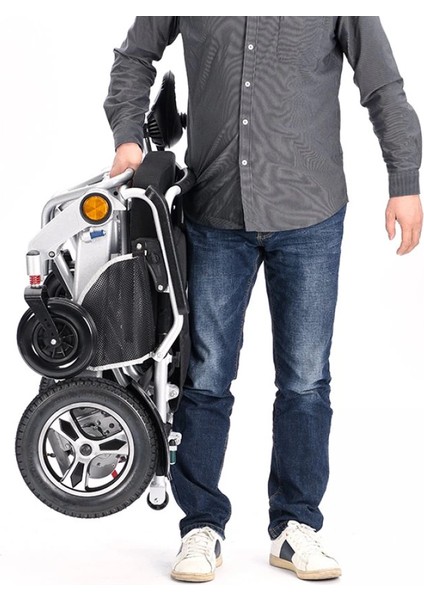 Jetty Hafif Akülü Tekerlekli Sandalye | Katlanabilir Alüminyum Gövde ve Geniş Oturma Alanı JT-309