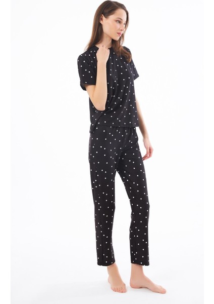 Premium Kadın Pijama Takımı Siyah Kalp Desenli Yumuşak Dokulu Kısa Kollu Bisiklet Yaka fırsatları