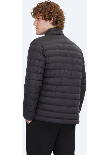 Siyah Regular Fit Dik Yaka Casual Dokuma Mont indirimleri