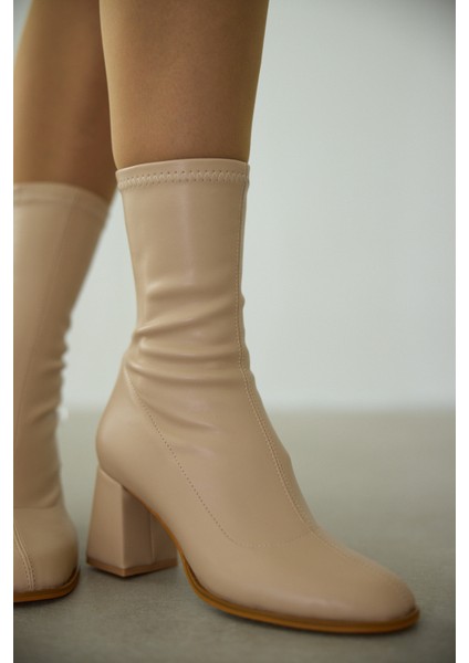 Pensa Kısa Topuklu Streç Bot- Bej indirimleri