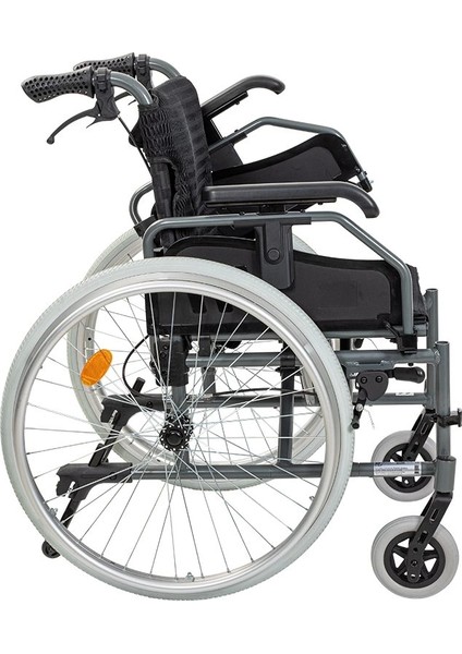 Hafif Manuel Tekerlekli Sandalye | Geniş Oturum ve Hızlı Taşınabilirlik G637 modelleri