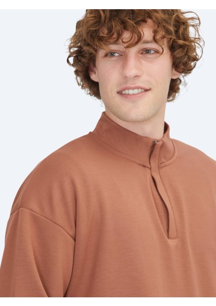 Kiremit Dik Yaka Sweatshırt fırsatları