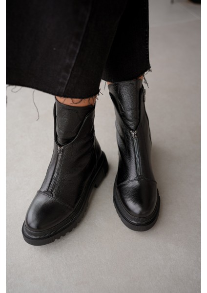 Mena Hakiki Deri Küt Burunlu Ön Kısımda Fermuar Aksesuarlı Kadın Bot- Siyah fırsatları