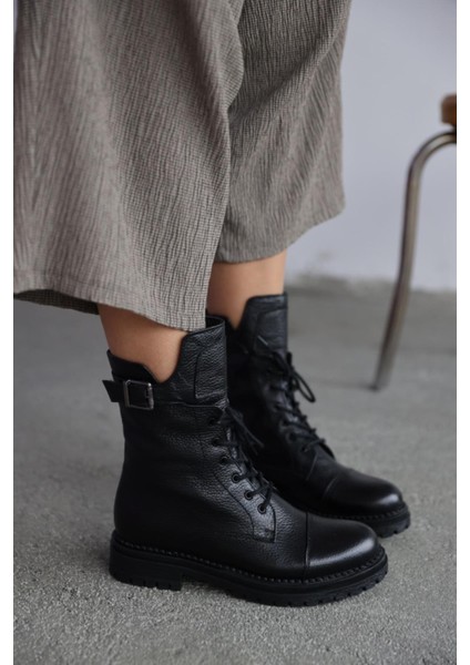 Fallon Hakiki Deri Toka Detaylı Kadın Bot - Siyah