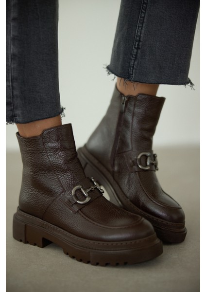 Melodi Hakiki Deri Önden Toka Detaylı Fermuarlı Bot- Acı Kahve fiyatları