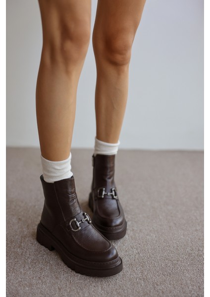 Melodi Hakiki Deri Önden Toka Detaylı Fermuarlı Bot- Acı Kahve fırsatları