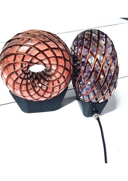 Amatis Kristalli Rodin Coil. Bir Cihazdan Daha Fazlası; Iyileşmeyi Desteklemek, Rahatsızlığı Gidermek ve Refahınızı Kuantum Seviyesinde Yükseltmek Için Tasarlanmış Bir Biyo-Hacker Buluşudurr. modelleri