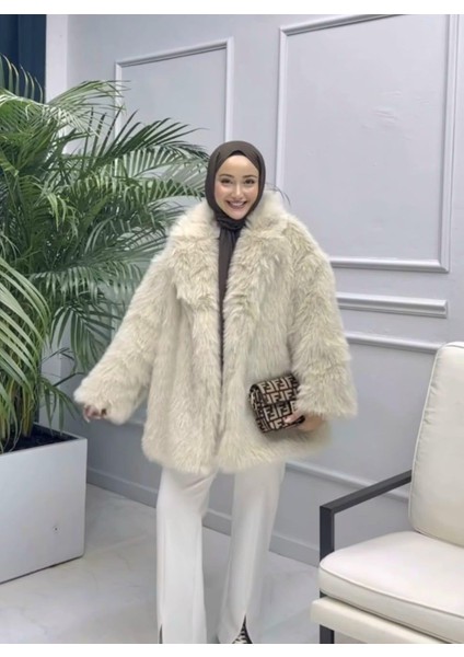 Kadın Bej Peluş Içi Astarlı Kaban fiyatları